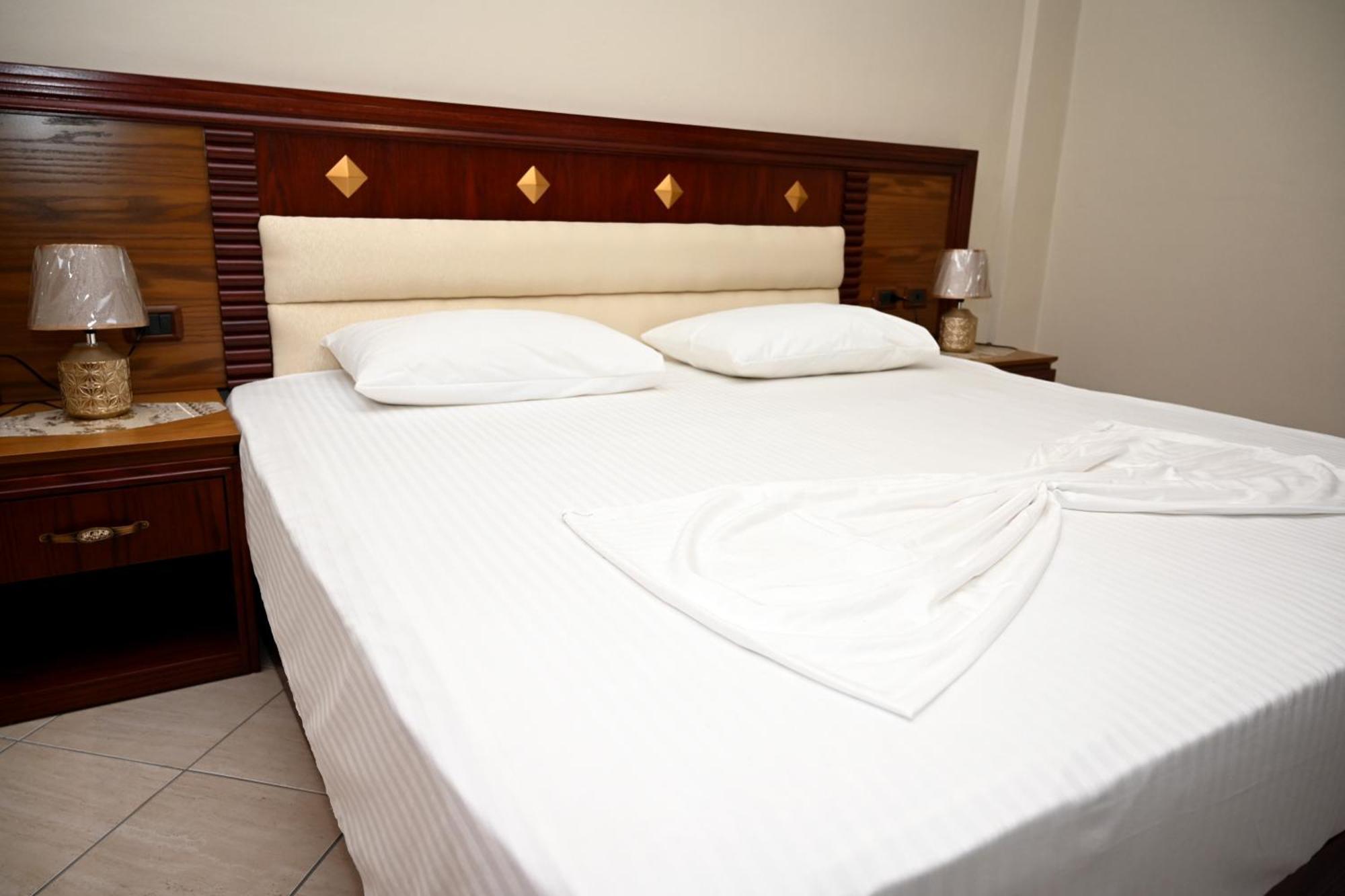 Hotel Artan *